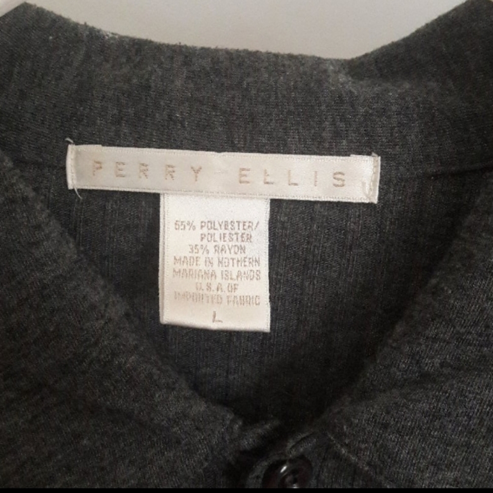 PerryEllis - Picture 3 of 3
